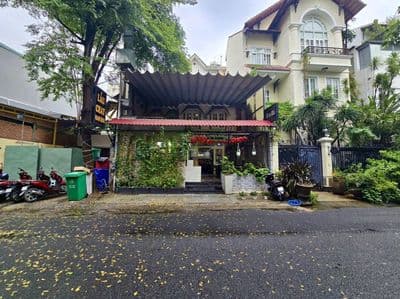 Cho thuê nhà 15 hoa mai, qpn, dt 8x12m, trệt, sẵn mô hình cafe, 50tr