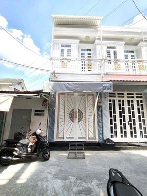 NHÀ ĐẸP HẺM XE HƠI - FULL NỘI THẤT HUỲNH TẤN PHÁT - QUẬN 7