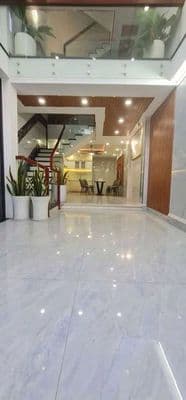 (4.5×17) 5 tầng full mới - âu cơ - chỉ 8 tỷ.