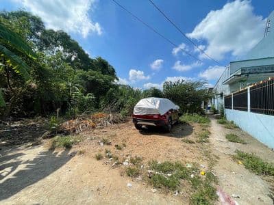Bán lô đất thổ cư xã Bình Chánh, dt 90m2 giá 2.3tỷ, sổ hồng riêng