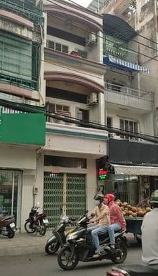 4x12m, 2 lầu. Mặt tiền Ngô Quyền, P6, Q10 (4PN, 3WC)