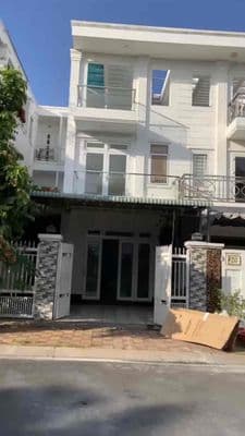 Nhà nguyên căn 3 tấm khu đô thị bến tre
