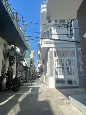Bán nhà riêng 2 mặt tiền đường Hà Huy tập gần Biển ngay trung tâm ĐN