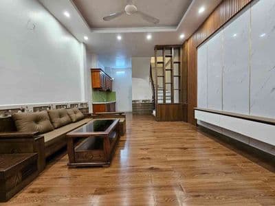 BÁN NHÀ DÂN XÂY 5 TẦNG PHỐ HOÀNG NHƯ TIẾP, LONG BIÊN NGÕ THÔNG
