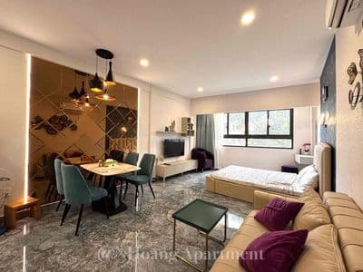 Studio cửa sổ siêu rộng full nội thất gần bùi viện