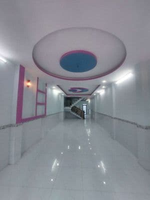 Cho thuê nhà đường Phạm Hùng C2 DT.4m×25m } 1 lầu 3 Phòng 3 toilet.