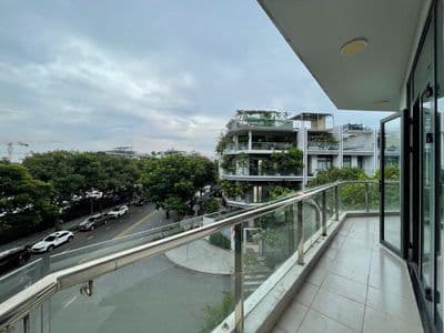 Cho thuê văn phòng 65m² đã ngăn sẵn vách làm việc - Vạn Phúc City