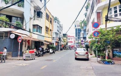 Cho thuê nhà nguyên căn mtkd sẩm uất giáp phan xích long 60m2 - 15tr