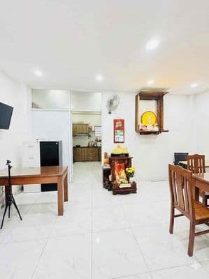 Gấp bán 7.3 Tỷ giảm về 6.49 Tỷ - Bán nhanh nhà 2 mặt hẻm xe hơi