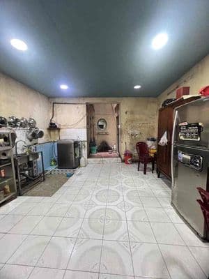 Mặt tiền kinh doanh Trịnh Hoài Đức, DT: 4.4x26m nở hậu 3Tấm Giá: 38tỷ