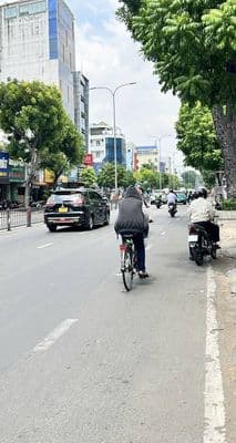 Nhà nguyên căn mặt tiền đường 3/2 quận 10 ( 4 x 20 trệt, 1 lầu/ 2pn )