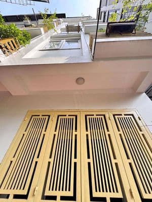 Bán nhà thịnh quang 40m2- lô góc. siêu thoáng - sổ nở hậu