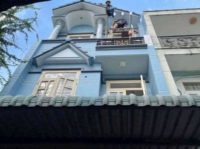 BÁN NHÀ LK 4_5 1/ ngắn DT: 4,2*12m 1T+ 3 lầu sân thượng 4pn 2w