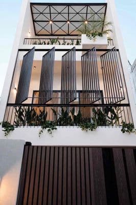 Homestay 100m2 - 3 tầng có hồ bơi - kiệt hà huy tập