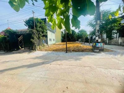 Lô góc Cách đường Quốc Lộ 14B-50m đường 7m5 kinh doanh Buôn Bán