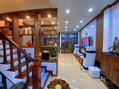 Bán nhà Hoàng Quốc việt, Cầu Giấy, ô tô đỗ, KD, 90 m², 17,75 tỷ