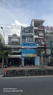 Bán nhà 1trệt 2lầu 4pn 4wc 1bếp DT 4,7X23 nhà Mặt tiền kinh doanh