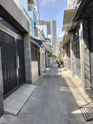 Nhà 2 tầng hẻm ba gác thông Bùi Minh Trực DT 64m2 Giá 5.5 tỷ