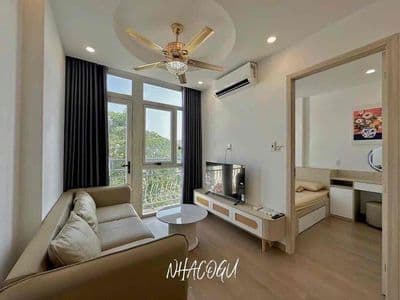 CHDV full nội thất 2pn ban công, cửa sổ máy giặt sấy riêng ngay cv HVT