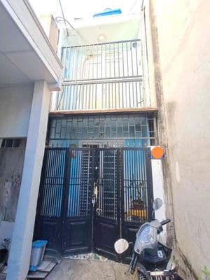 Nhà BTCT Kiên Cố Hoàn Công Đủ - Gần Hẻm Xe Hơi 15m- 02 Tầng 3x9m