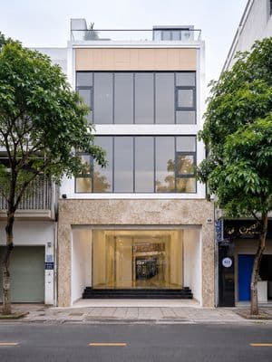 Nhà mặt tiền cộng hòa, tân bình - 6,5 x 30m - 3 tầng suốt - 75 triệu