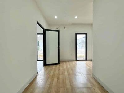 Studio mini Ban Công Ngay Man Thiện Sẵn Máy Lạnh