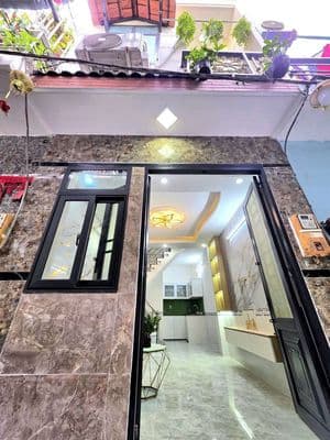 CẦN BÁN GẤP NHÀ 1 TRIỆT 1 LẦU