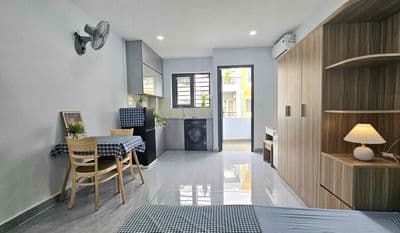 Cho Thuê Căn Studio Ban Công Gần Etown Cộng Hoà - Ga T3 Tân Bình