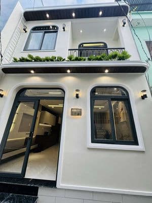 nhà vừa hoàn thiện tặng full nội thất cao cấp