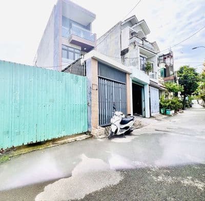 6,15 tỷ - nhà 3 tầng - nhà mới vào ở ngay- 5 pn - 6 wc - đường số 9.