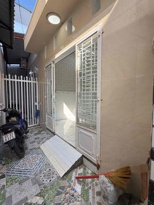 Cho thuê nhà trệt rộng 85m2 hẻm 1 mậu thân kế chợ xuân khánh