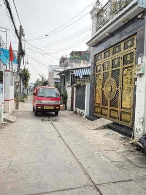 bán nhà đường Lê trọng tấn