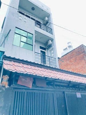 Chính chủ bán nhà 1 TRỆT 2 LẦU 1 sân, full 60m2 đất thổ cư, 133m2 dtsd
