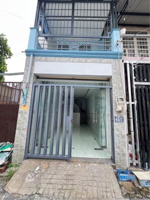 Nhà trệt lầu sổ riêng Rẻ cho khách tài chính yếu ngay trung tâm Dĩ An
