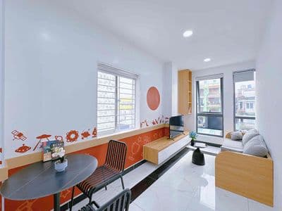 Cho thuê ch 2pn + 1pk khu ẩm thực bùi đình tuý hầm xe/thang máy 60m2
