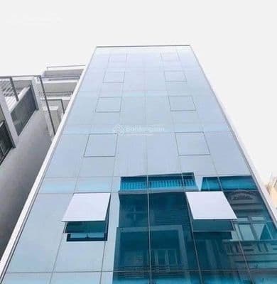 Hàng hiếm cầu giấy - mặt phố lô góc 7 tầng 70m thông sàn - 42 triệu