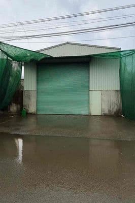 Cần bán kho 250m2 (10x25) khu dân cư tân đức