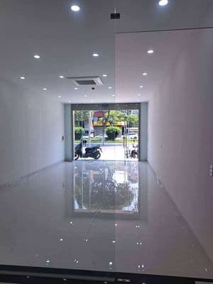 NHÀ 3 TẦNG MỚI ĐƯỜNG NGUYỄN PHƯỚC LAN GẦN CẦU HÒA XUÂN