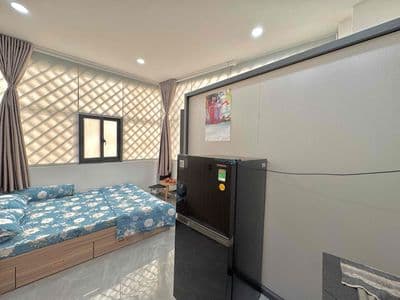 Cho thuê căn hộ full kính nọi thất bancol tại quang trung p14 gv