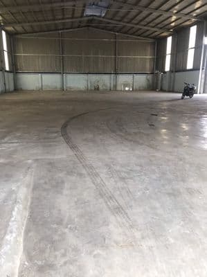 KHO XƯỞNG, MẶT BẰNG 520M2 18x28m trần cao có văn phòng xe tải lớn
