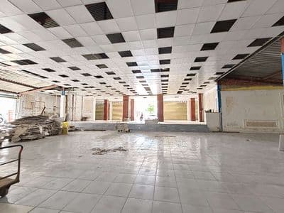 showroom 1000m2 mặt tiền đường kinh dương vương