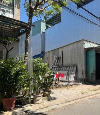 Bán gấp đất mặt tiền Hoà Minh nhỉnh 5 tỷ ngang 5 m đất vuông vứt