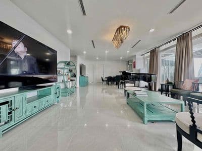 PENTHOUSE SÂN VƯỜN CAO ỐC PHÚ NHUẬN - 200M2 - NT CAO CẤP TRỐNG SẴN