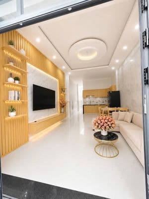 NHÀ CẤP 4 CÓ SÂN RỘNG HIẾM GẶP - GẦN CHỢ THẠCH ĐÀ - GIÁ CHỈ 4,94 TỶ