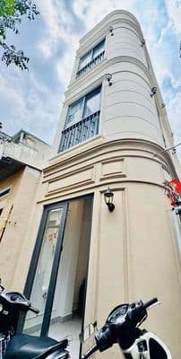 Bán Nhà Đẹp 4 Tầng Ngay Phố Đi Bộ Bùi Viện Quận 1 - Giá Chỉ 8TỷX