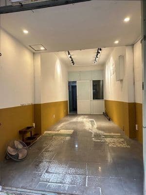 Chính chủ cho thuê mặt bằng mặt tiền quận 10