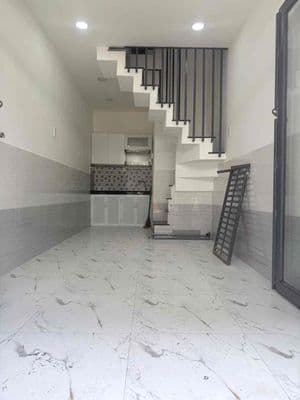 BÁN NHÀ 2 LẦU - 3 PHÒNG NGỦ - HUỲNH TẤN PHÁT - QUẬN 7