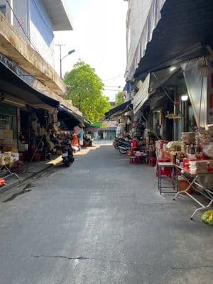 BÁN NHÀ CẤP 4 KIỆT OTO HÙNG VƯƠNG NGAY CHỢ AN CỰU GIÁ CHỈ 1.72 TỶ