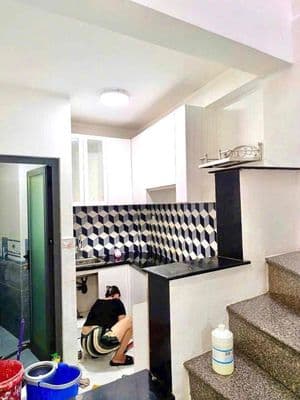 hẻm lớn chu văn an thông bùi đình tuý 2pn nhà mới chỉ 9tr