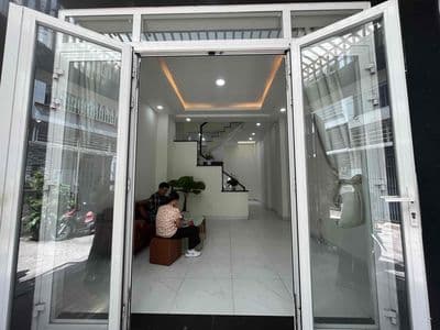 Giá hơn 4tỷ– NHÀ 3 TẦNG, HẺM 7M XE TẢI TRÁNH NHAU, GIÁ HIẾM TẠI Chợ
